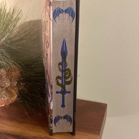 The Serpent and the Wings of Night - Picture 3 of 5